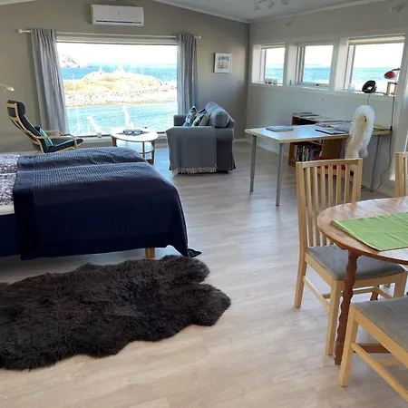 Frugga Og بيت ضيافة Straumsjoen