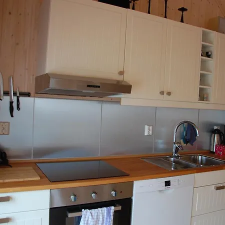 بيت ضيافة Frugga Og Straumsjoen